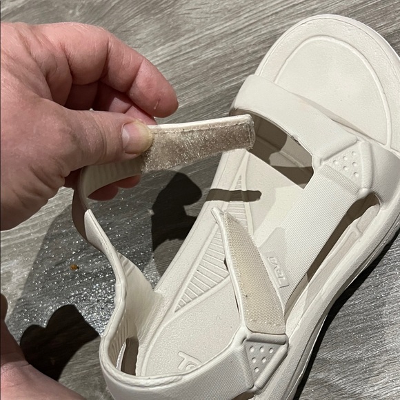 Teva Women's Cream Strap Sandals - Picture 4 of 6